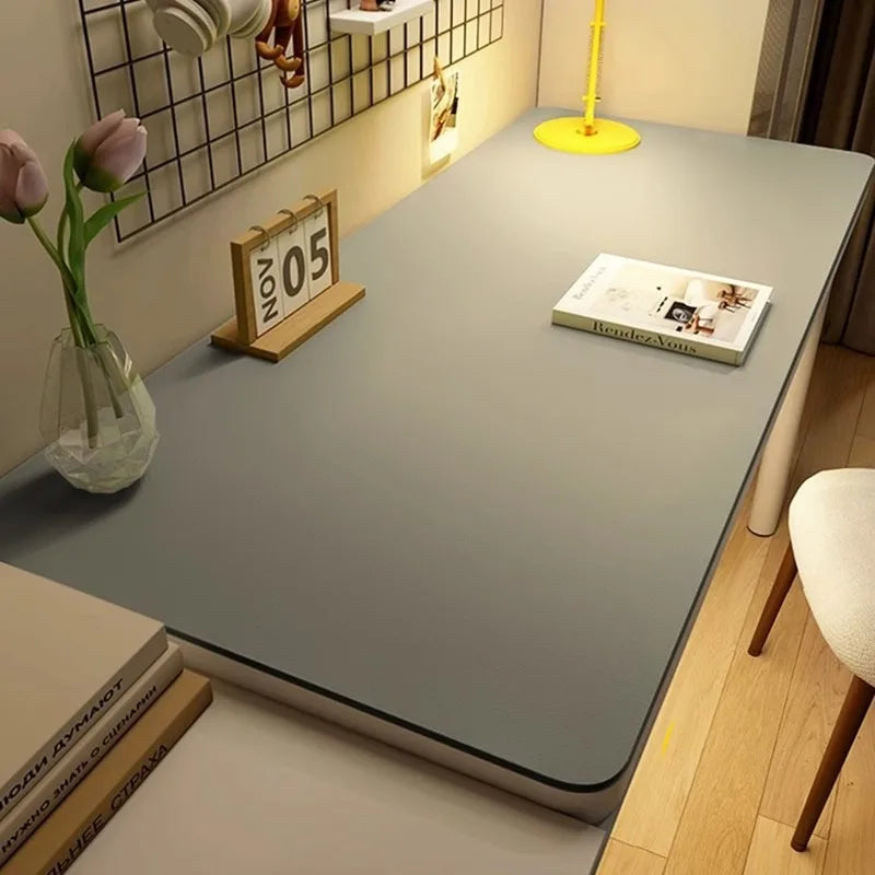 Impermeável, Sofisticado e Versátil – Proteja sua Mesa com o TableGuard Luxe!
